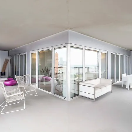 Rent Beach-diagonal Mar Apartment
