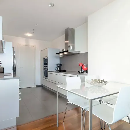 Rent Beach-diagonal Mar Appartamento