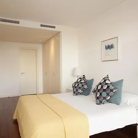 Rent Beach-diagonal Mar Apartment