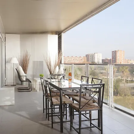 Rent Beach-diagonal Mar * ברצלונה