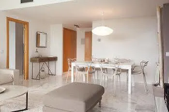 Rent Beach-diagonal Mar Apartment