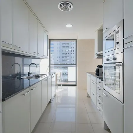 Rent Beach-diagonal Mar Apartment *